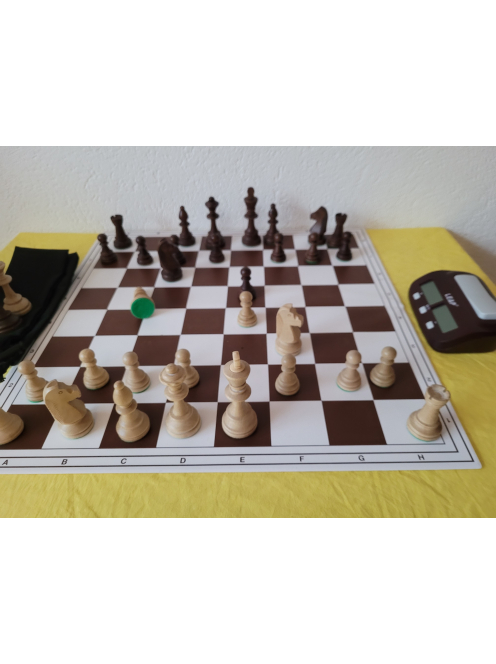 GRAND LUX Set - Tournament 6 wooden chess pieces 98mm + foldable chessboard 55mm + clock