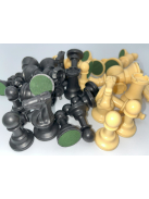 Lion plastic chess pieces in canvas bag (4 queens)