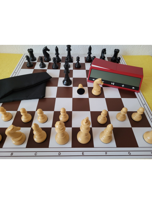 KLUB LUX Set - Bundesliga Chess Pieces 90mm + Foldable Chessboard 55mm + DGT Clock